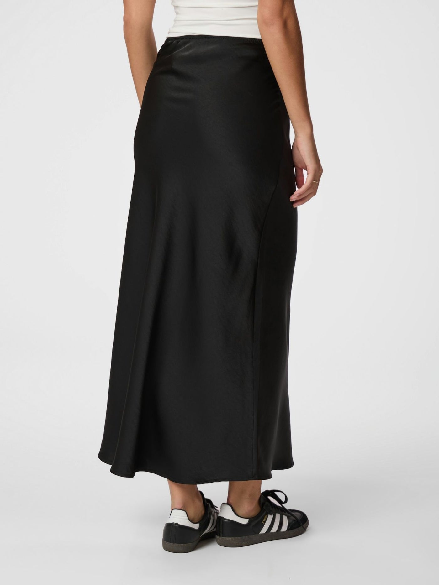 Vicky heavy sateen skirt