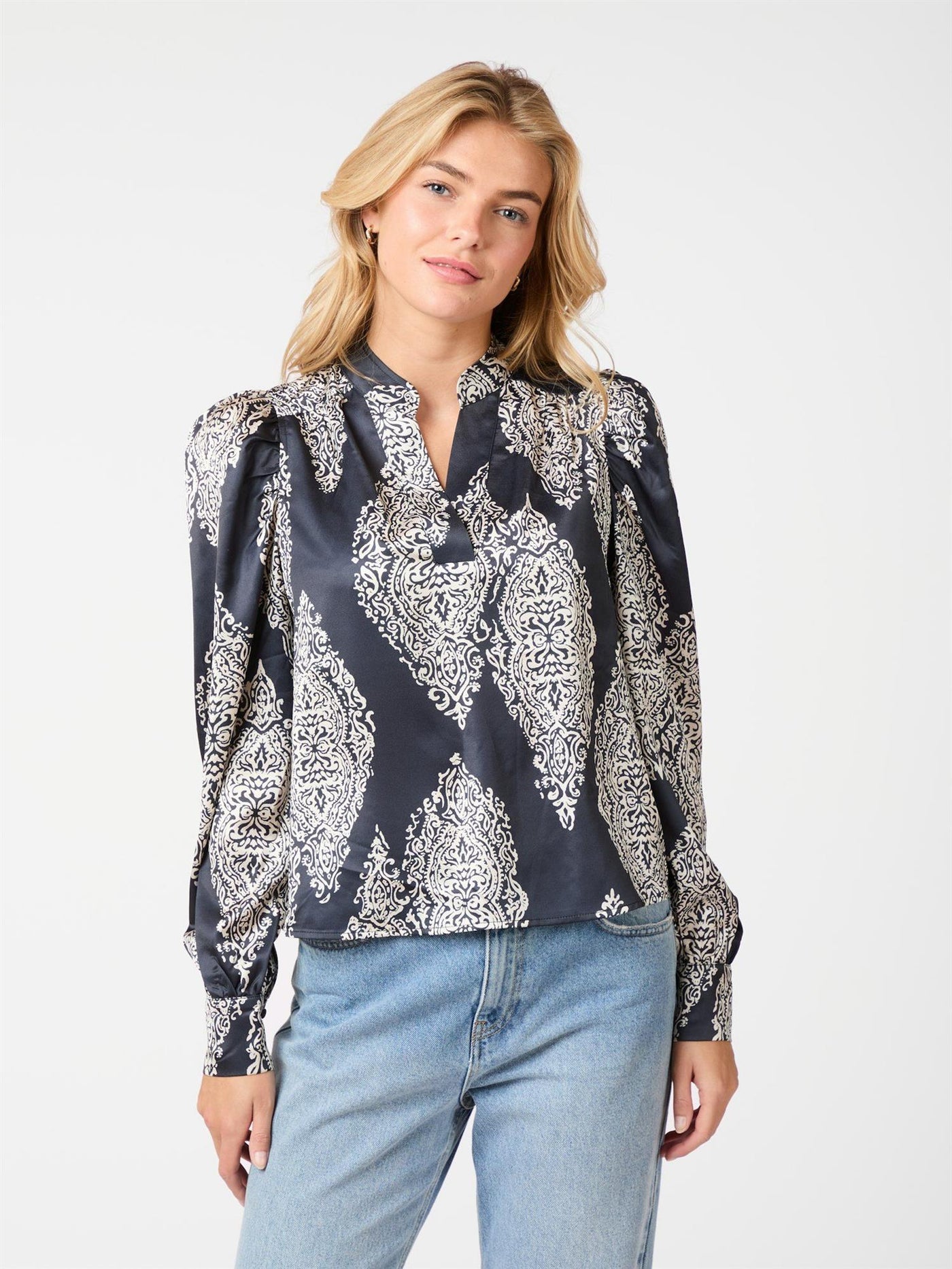 Rosslynn Paisley drop blouse