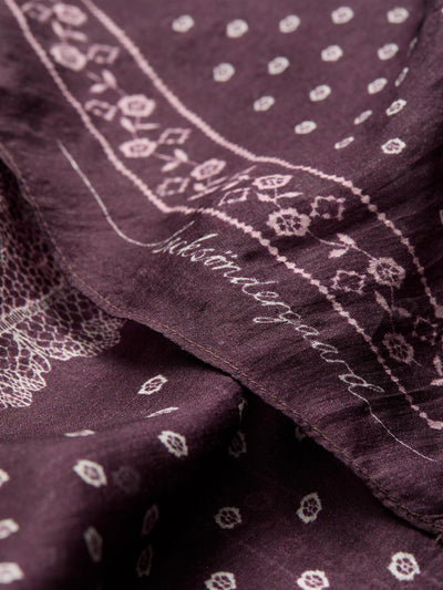 Lacia Tabby Sia Scarf