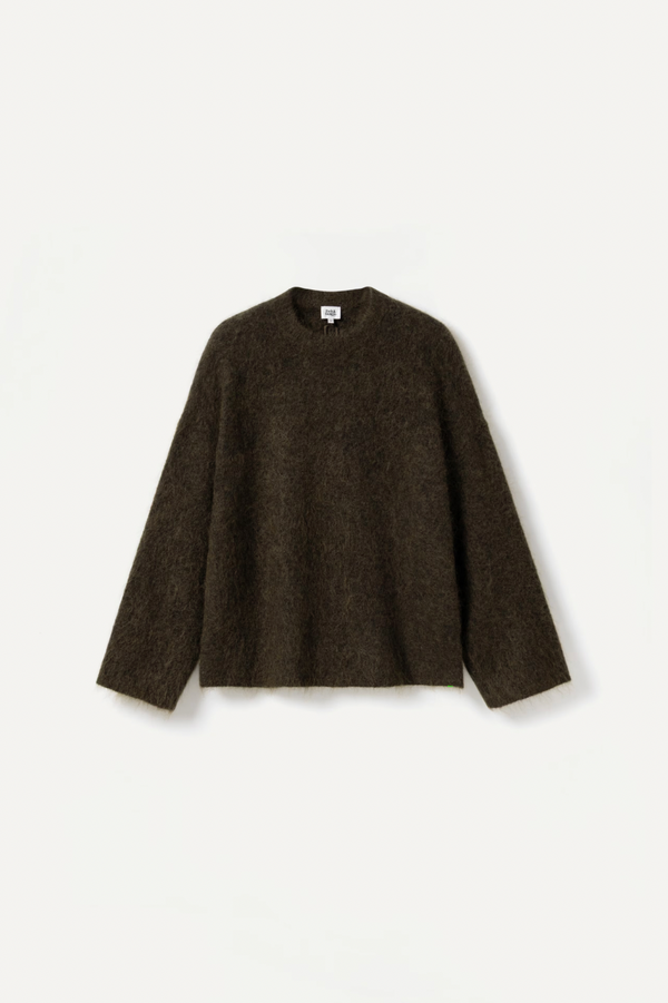 Mireya knittet sweater