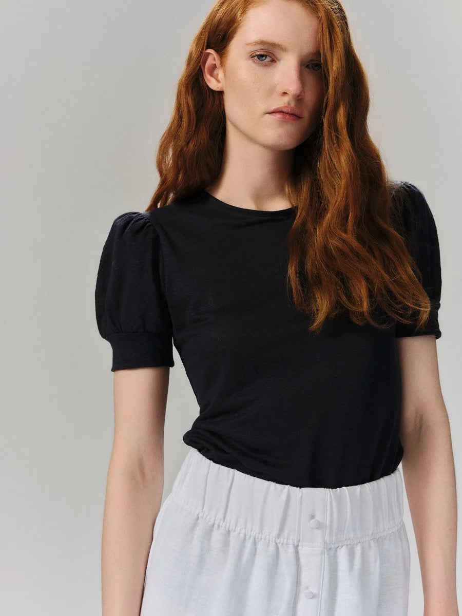 Madeleine linen tee