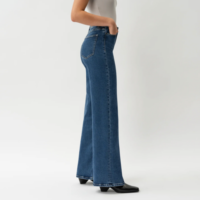 Relaxed ComfortDenim Jeans