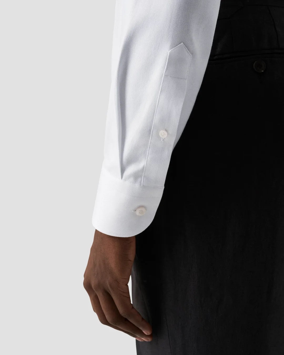 White Melange Semi Solid Fine Twill Shirt - Contemporary fit