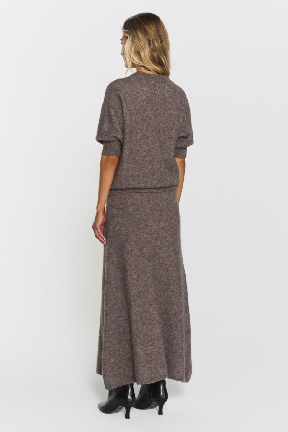 Israa Knitted Skirt