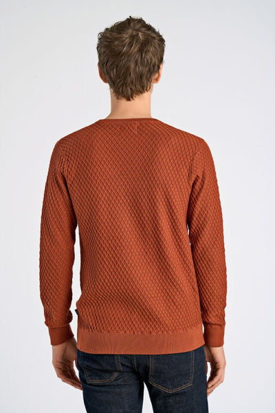 Cable knit jumper