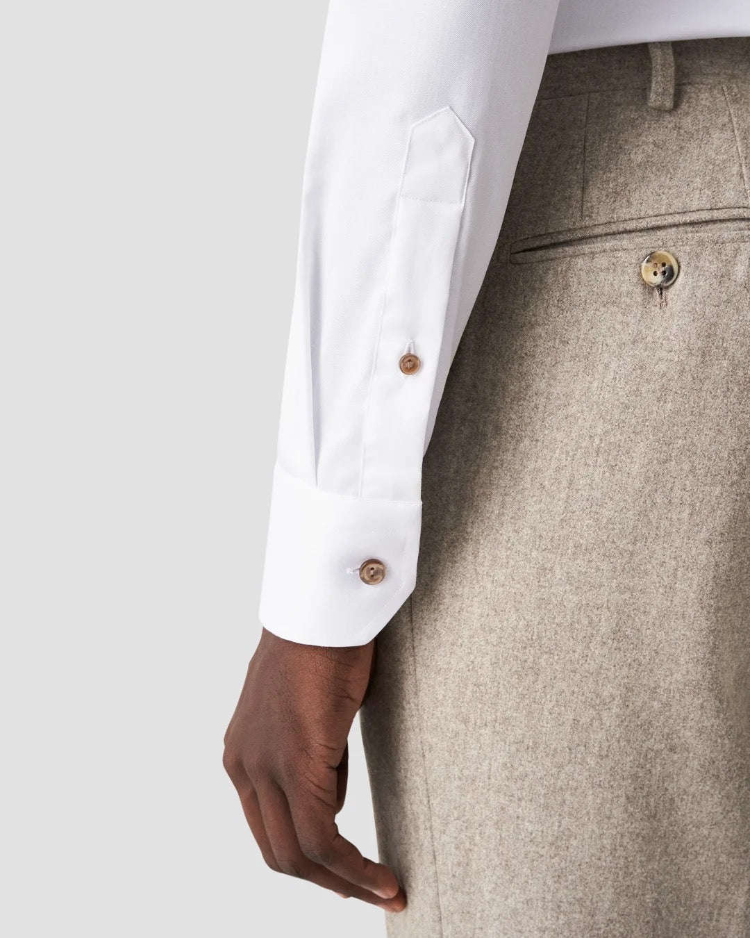 White Signature Twill Shirt - Brown Contrast Details - Contemporary fit