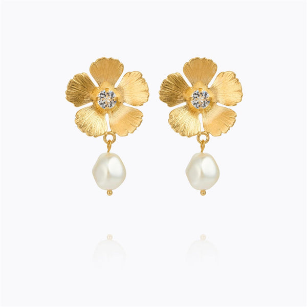 Mini Anemone Pearl Earrings