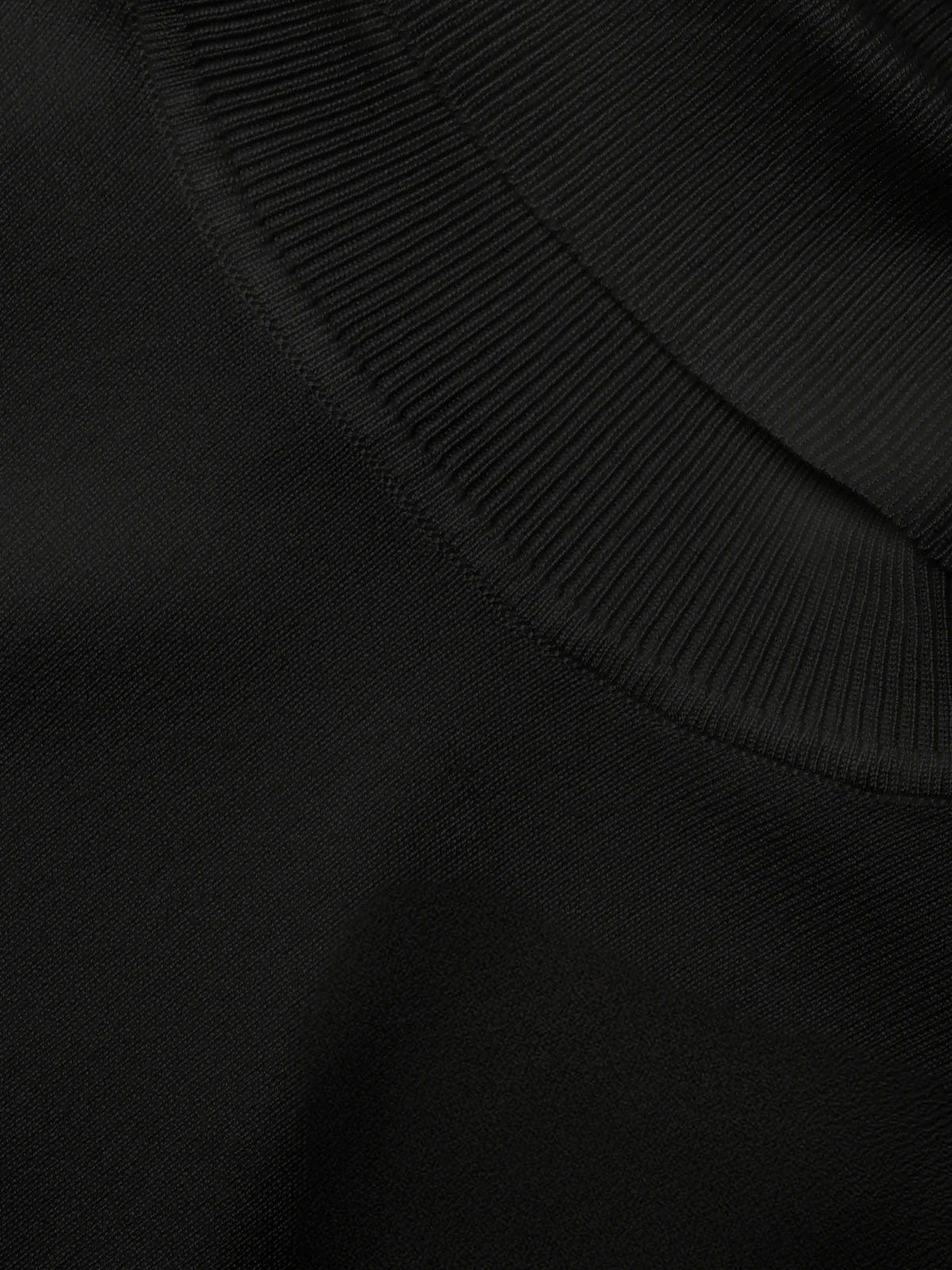 Pola Turtleneck Knit