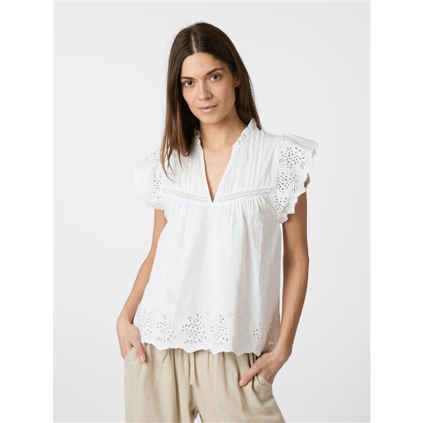 Kyoti Embroidery top