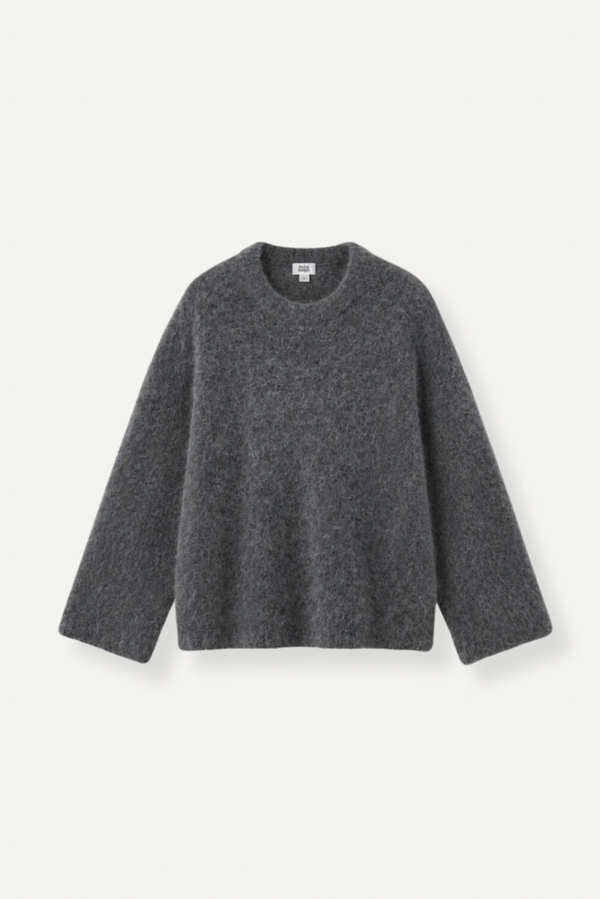 Mireya knittet sweater