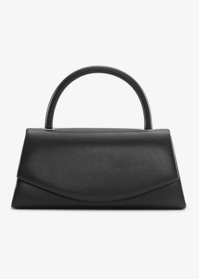Overlapping closure handbag