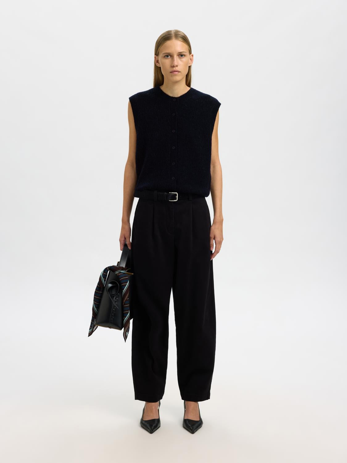 Slflulu Sl Button O-Neck Vest