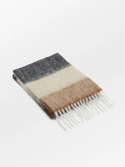 Strada tilda m scarf