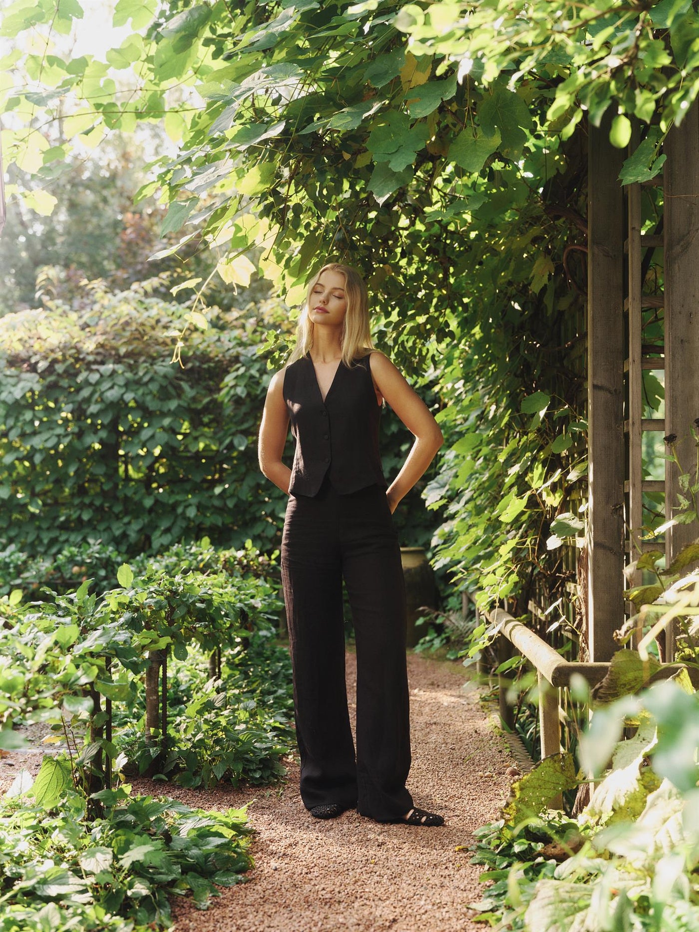Johanne Linen Vest