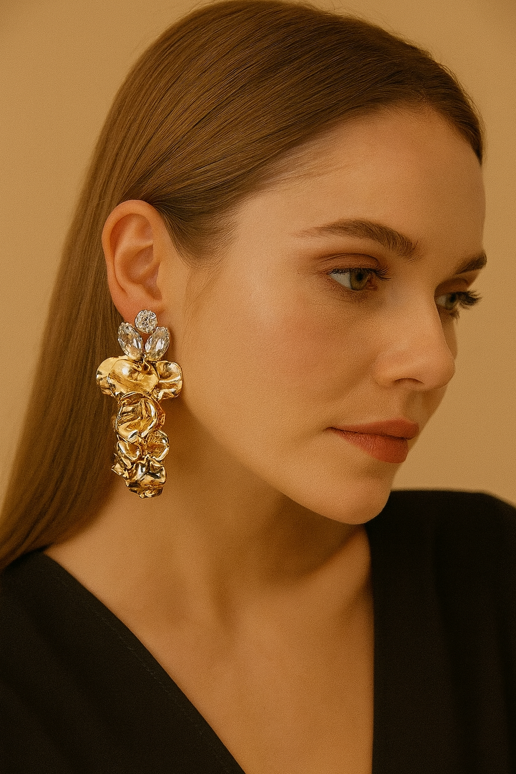 Leaf stone earrings gold